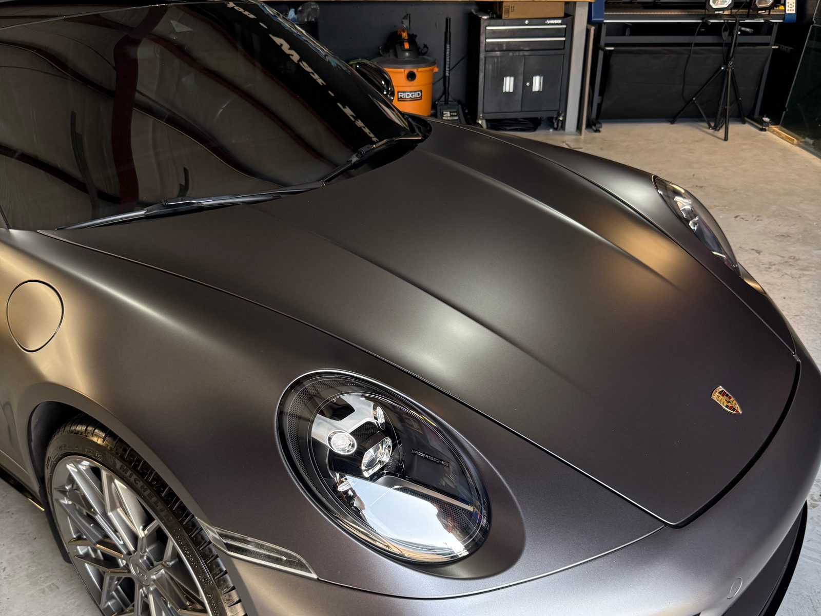 Porsche 911 in satin gray wrap